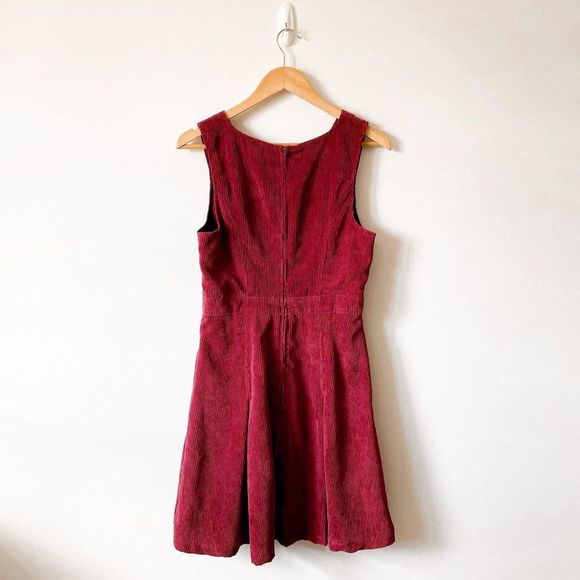 ModCloth Utmost Allure Corduroy Ribbed A-Line Dress in Burgundy Sz 6 - Picture 6 of 9
